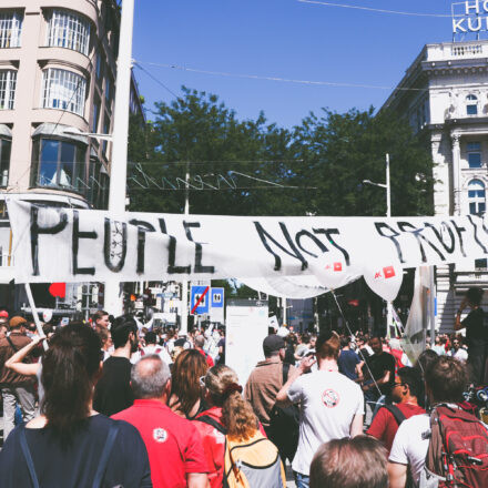 Demo - Nein zum 12-Stunden-Tag @ Wien