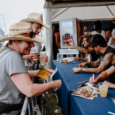 Nova Rock Festival 2018 – Day 3 – Autogrammzelt @ Pannonia Fields