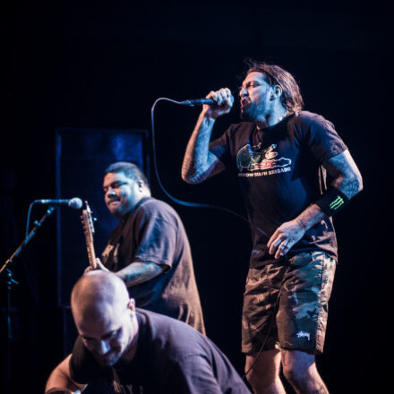 Madball, Risk It!, Owe You Nothing @ Arena Wien