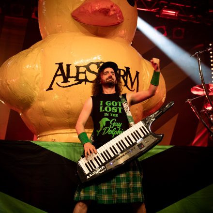 ALESTORM & GLORYHAMMER