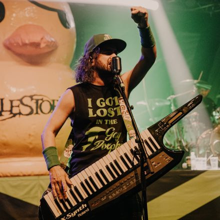 ALESTORM & GLORYHAMMER