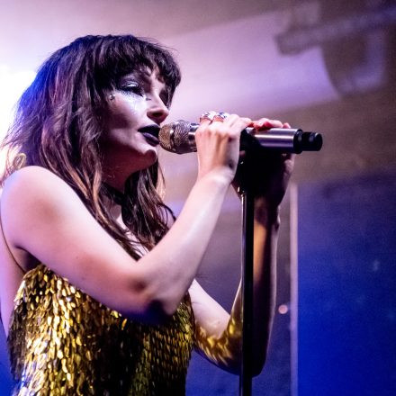 Lauren Mayberry @ Flex