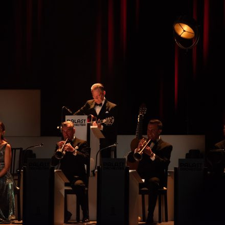 Max Raabe & Palast Orchester @ Stadthalle F