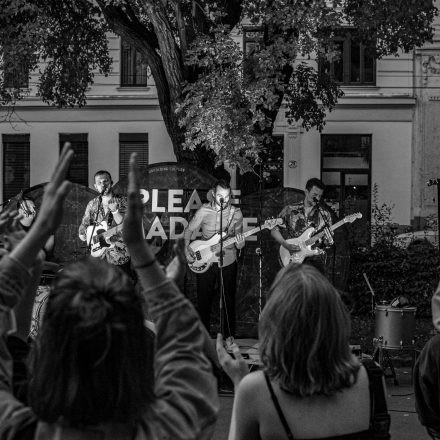 Please Madame Velo Concerts @ Arne-Karlsson-Park Vienna