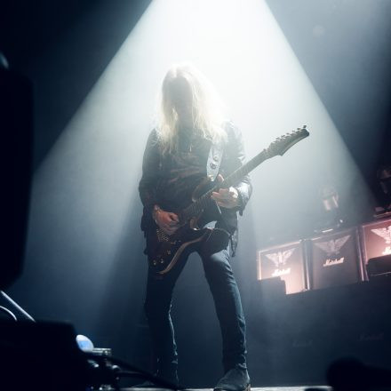 Saxon
