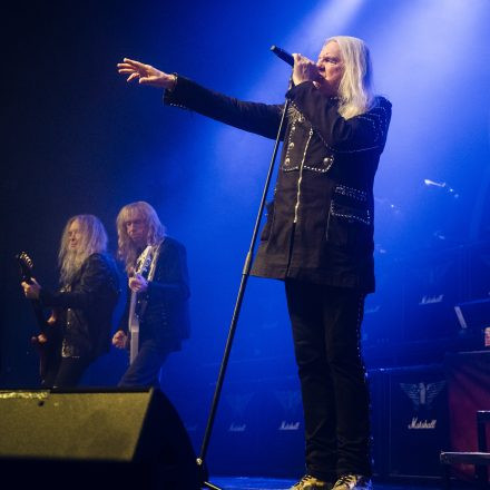 Saxon