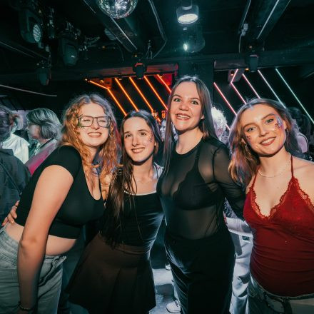 No Limit - Das 90s Event im U4