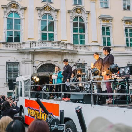 Am 30. Mai ist wieder Donnerstag! @ Ballhausplatz