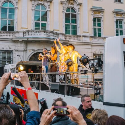 Am 30. Mai ist wieder Donnerstag! @ Ballhausplatz