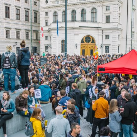 Am 30. Mai ist wieder Donnerstag! @ Ballhausplatz