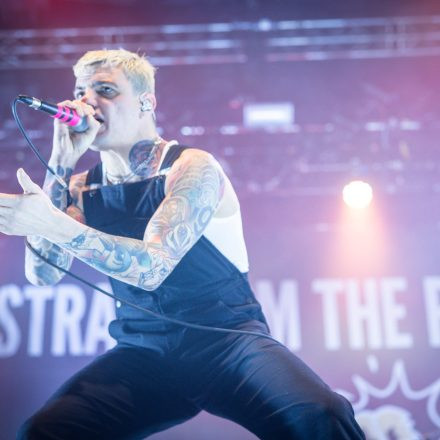 BEARTOOTH & MOTIONLESS IN WHITE @ Gasometer Wien