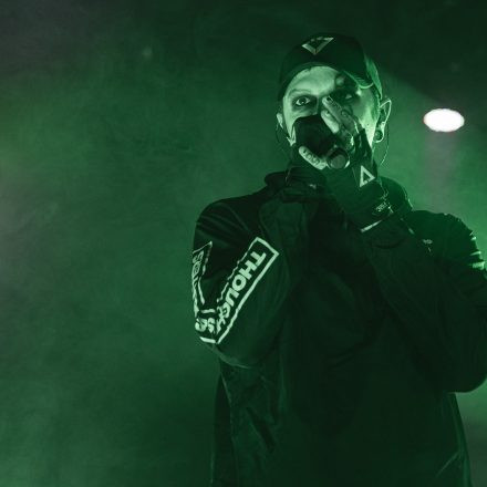 BEARTOOTH, MOTIONLESS IN WHITE