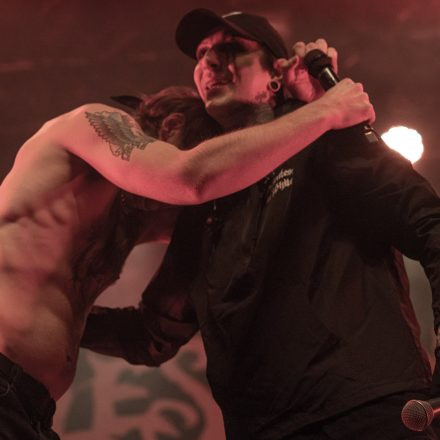 BEARTOOTH, MOTIONLESS IN WHITE