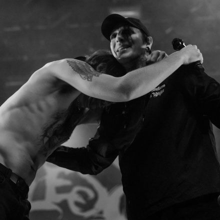 BEARTOOTH, MOTIONLESS IN WHITE