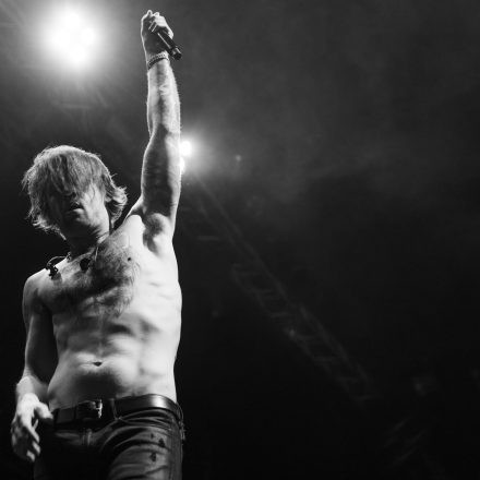 BEARTOOTH, MOTIONLESS IN WHITE