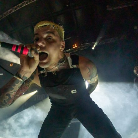 BEARTOOTH, MOTIONLESS IN WHITE