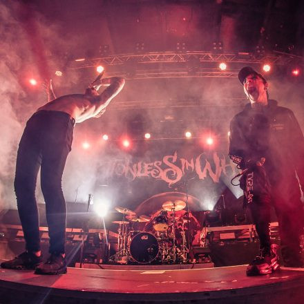 BEARTOOTH & MOTIONLESS IN WHITE @ Gasometer Wien