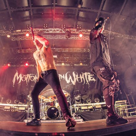 BEARTOOTH & MOTIONLESS IN WHITE @ Gasometer Wien