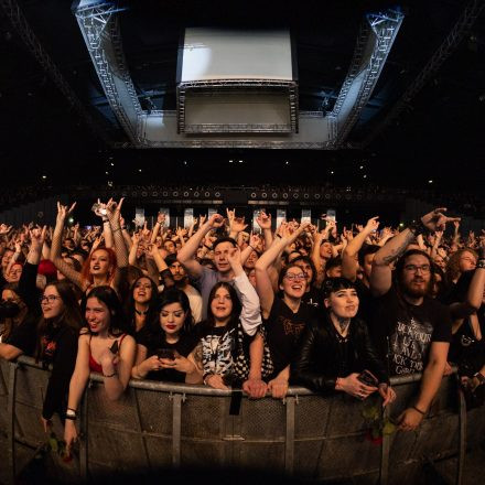 BEARTOOTH, MOTIONLESS IN WHITE