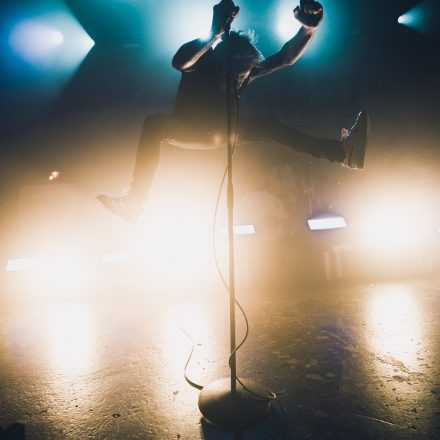 DONOTS /w Get Jealous