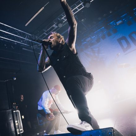 DONOTS /w Get Jealous