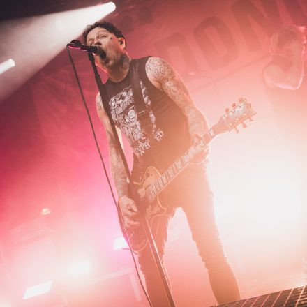 DONOTS /w Get Jealous