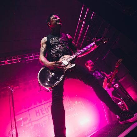 DONOTS /w Get Jealous