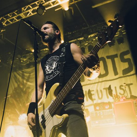DONOTS /w Get Jealous