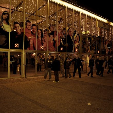 Fanta4 mit 360-Grad Bühne @ Stadthalle