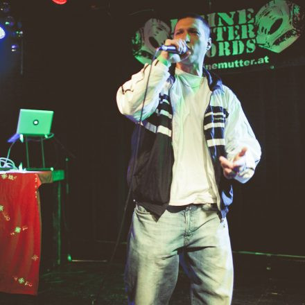 Deine Mutter Rec. Tribute @ Club Ost