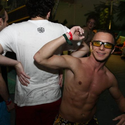Cosmic Space Pirates Poolparty @ Dianabad (supported by Thomas Unterberger)