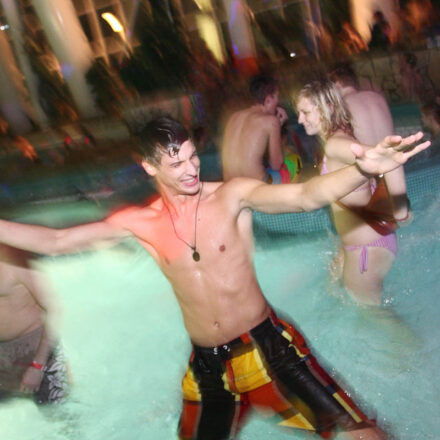Cosmic Space Pirates Poolparty @ Dianabad (supported by Thomas Unterberger)