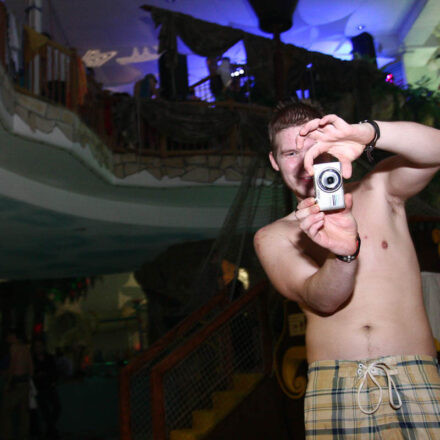 Cosmic Space Pirates Poolparty @ Dianabad (supported by Thomas Unterberger)