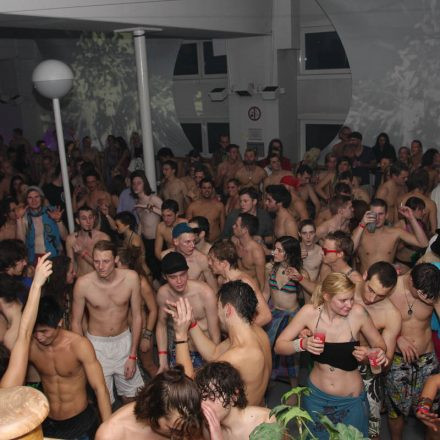 Cosmic Space Pirates Poolparty @ Dianabad (supported by Thomas Unterberger)