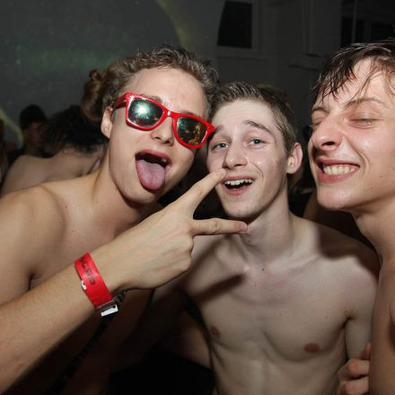 Cosmic Space Pirates Poolparty @ Dianabad (supported by Thomas Unterberger)
