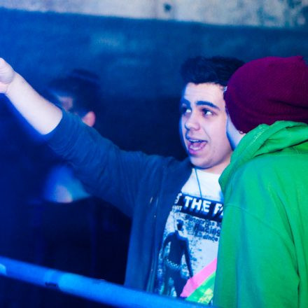 Vollkontakt feat Loxy @ Fluc