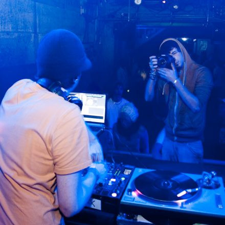Vollkontakt feat Loxy @ Fluc