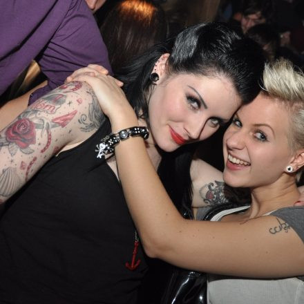 Addicted to Female Rockpower @ U4