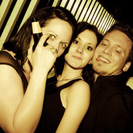 Addicted to Female Rockpower @ U4