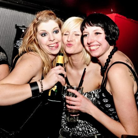 Addicted to Female Rockpower @ U4