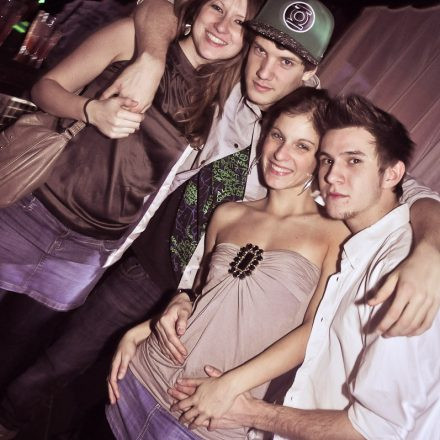 Tuesday 4 Club @ U4