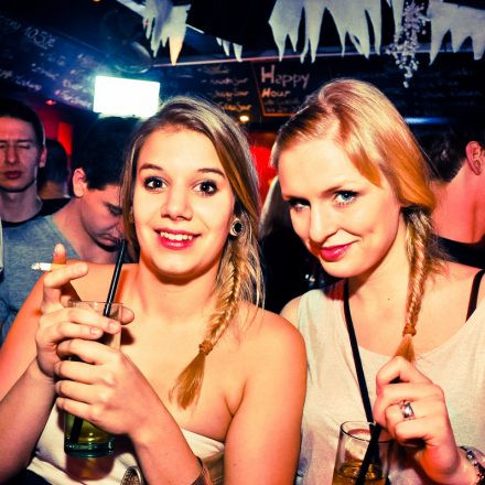 Tuesday 4 Club @ U4
