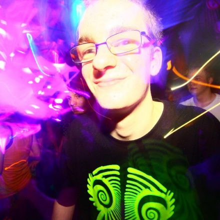 Cosmic Geburtstagsfest @ WUK
