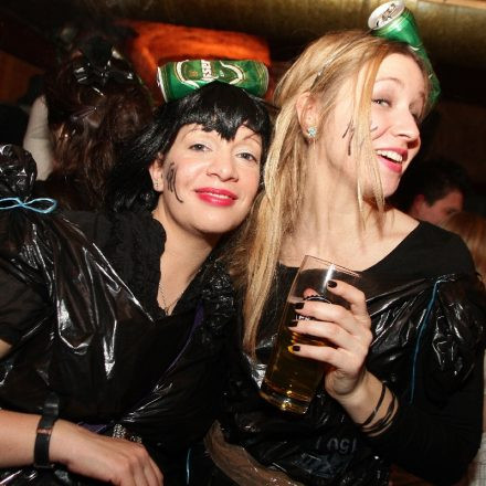 Faschingsfeier @ Charlie Ps