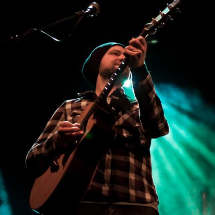 Tim Bendzko & Band @ Gasometer (Pix: Nadja Rabitsch)