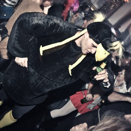 CAM Unifest Faschingsdienstag Gschnas @ Palais Eschenbach