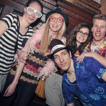 CAM Unifest Faschingsdienstag Gschnas @ Palais Eschenbach