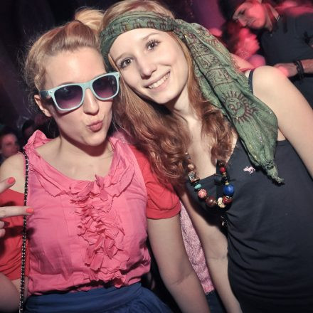 CAM Unifest Faschingsdienstag Gschnas @ Palais Eschenbach