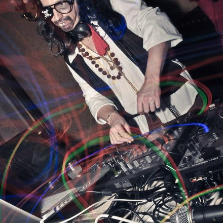CAM Unifest Faschingsdienstag Gschnas @ Palais Eschenbach
