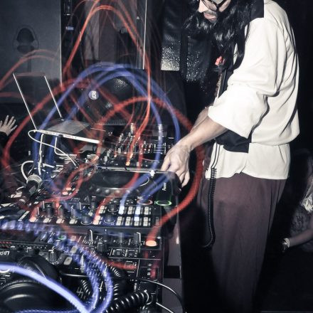 CAM Unifest Faschingsdienstag Gschnas @ Palais Eschenbach
